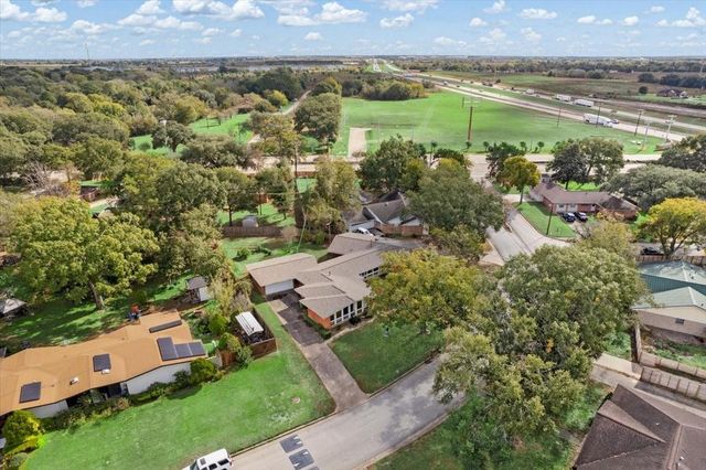 110 Elm Street, Prairie View, TX 77446