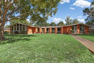 110 Elm Street, Prairie View, TX 77446