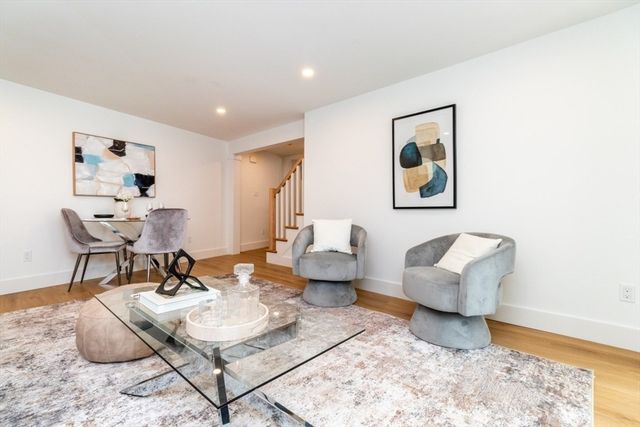 30 Columbus Ave, Waltham, MA 02451