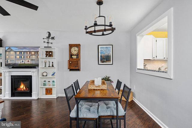 787 GENERAL WALLACE CT, Warrenton, VA 20186