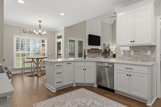 15 Nature Ridge Rd, Tullahoma, TN 37388