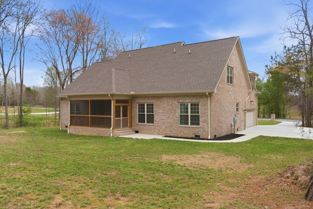 15 Nature Ridge Rd, Tullahoma, TN 37388