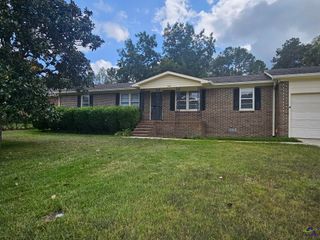 3498 Sandy Circle, Macon, GA 31216