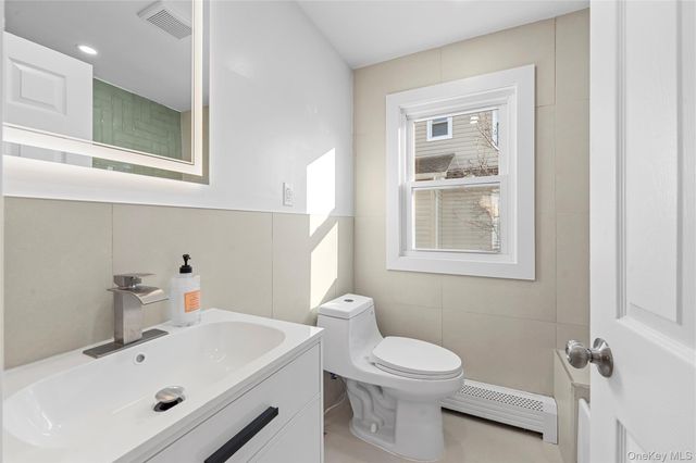 2858 Cherry Court, Oceanside, NY 11572