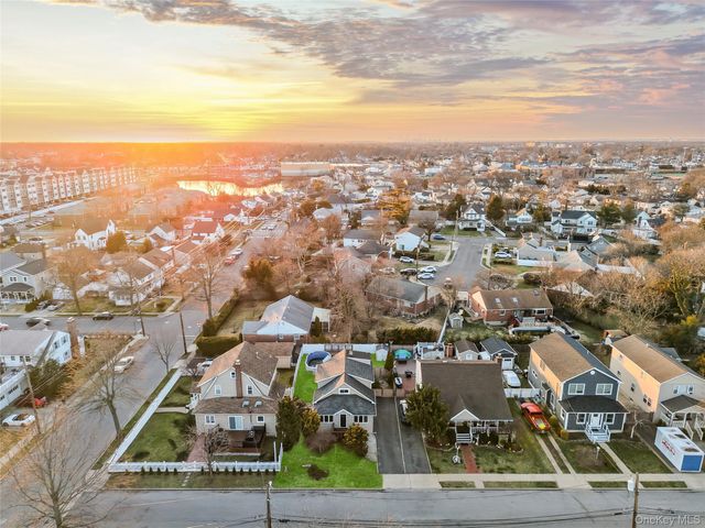 2858 Cherry Court, Oceanside, NY 11572