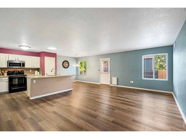 1663 Fossil Creek Pkwy, Fort Collins, CO 80528
