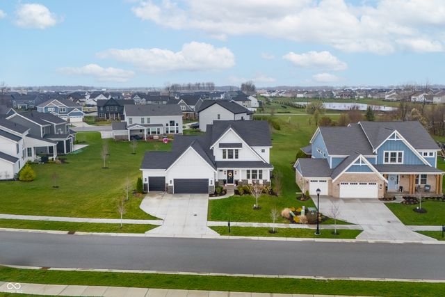 20062 Chatham Green Drive, Westfield, IN 46074