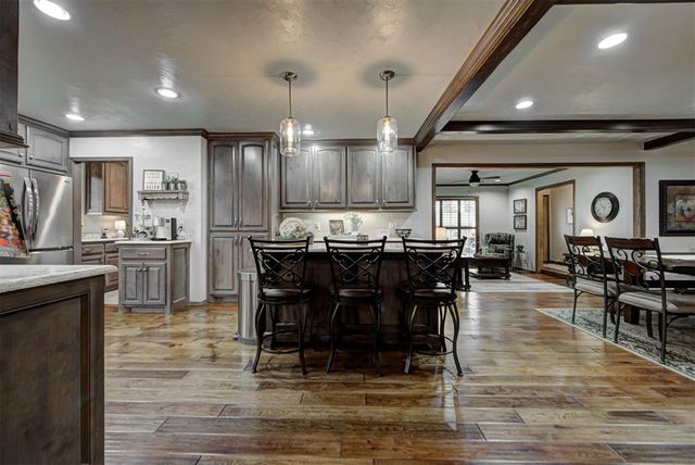 115 Briarwood Street, Moore, OK 73160