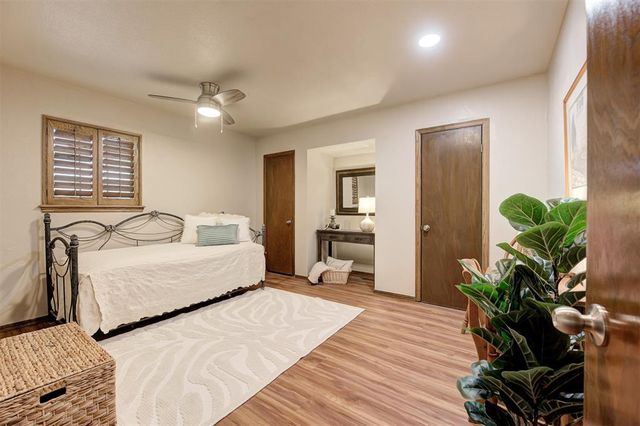 115 Briarwood Street, Moore, OK 73160