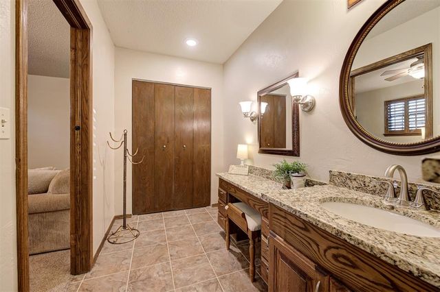 115 Briarwood Street, Moore, OK 73160