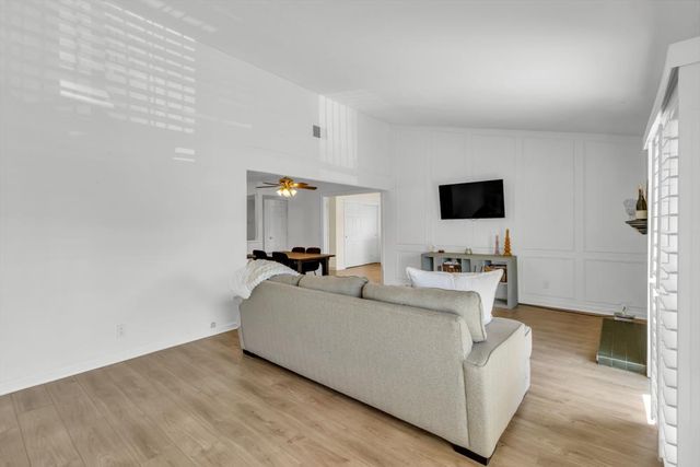 7921 Arcade Lake Ln, Citrus Heights, CA 95610