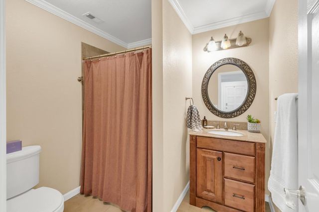 7921 Arcade Lake Ln, Citrus Heights, CA 95610