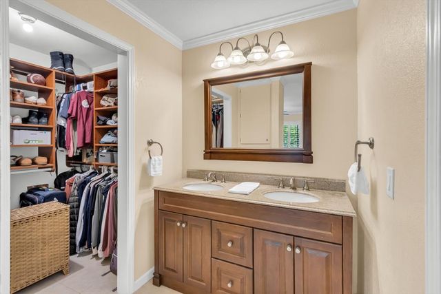 7921 Arcade Lake Ln, Citrus Heights, CA 95610