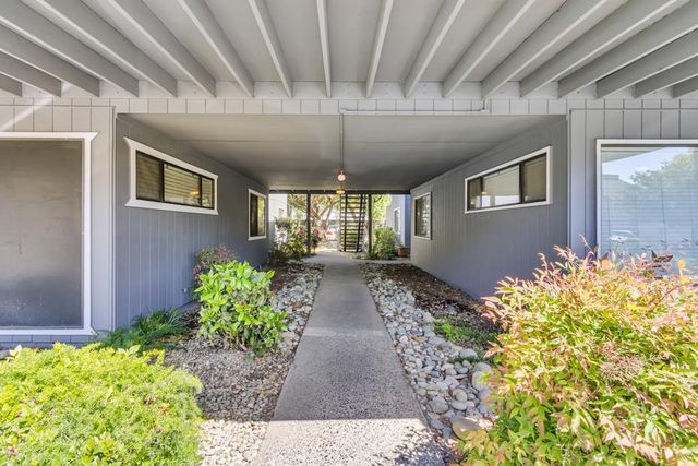 7921 Arcade Lake Ln, Citrus Heights, CA 95610