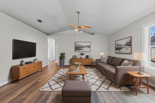 2528 Hilton Drive, Navarre, FL 32566