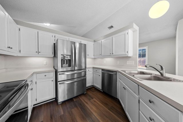 2528 Hilton Drive, Navarre, FL 32566