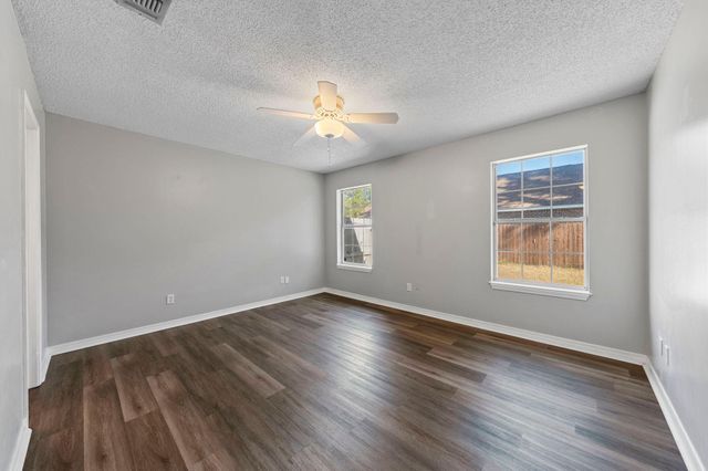 2528 Hilton Drive, Navarre, FL 32566