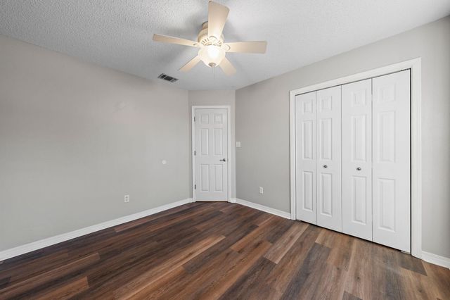 2528 Hilton Drive, Navarre, FL 32566