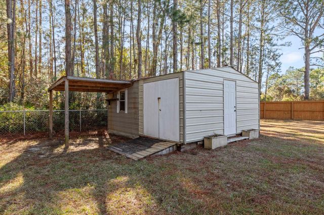 2528 Hilton Drive, Navarre, FL 32566