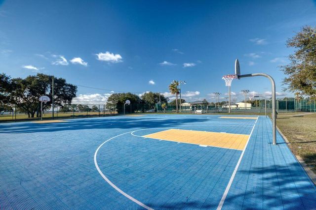 2528 Hilton Drive, Navarre, FL 32566