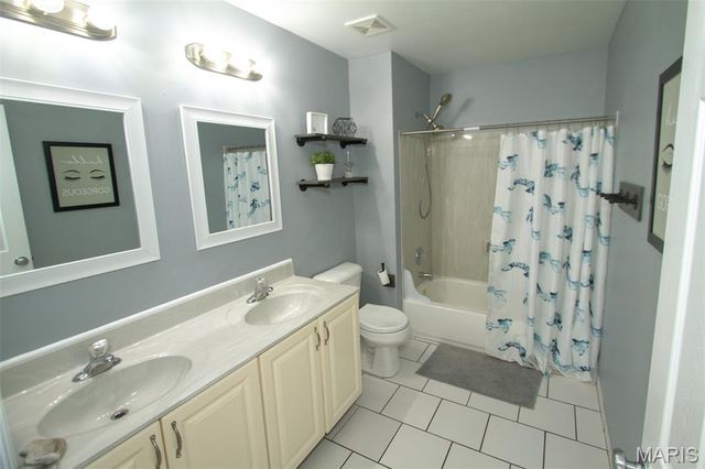 159 Twin Falls Drive, Troy, MO 63379