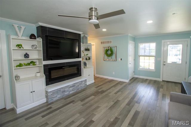 159 Twin Falls Drive, Troy, MO 63379