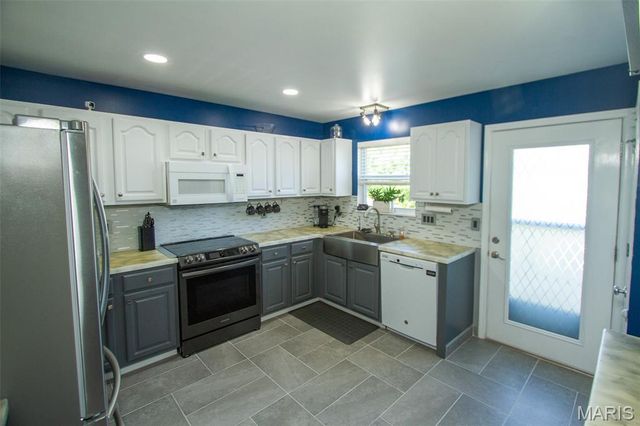 159 Twin Falls Drive, Troy, MO 63379