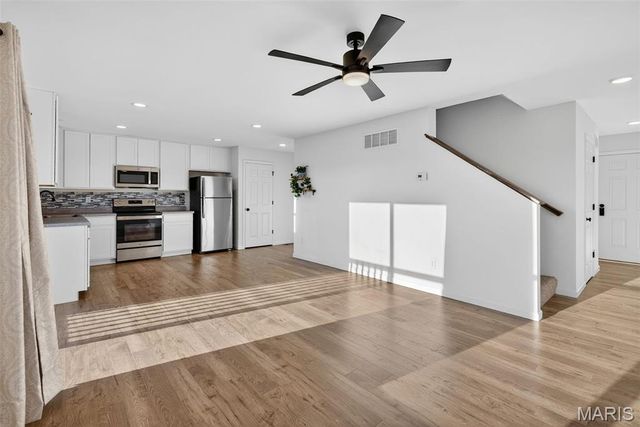 112 Deer Grove Court, St Peters, MO 63376