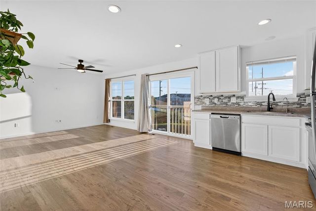 112 Deer Grove Court, St Peters, MO 63376
