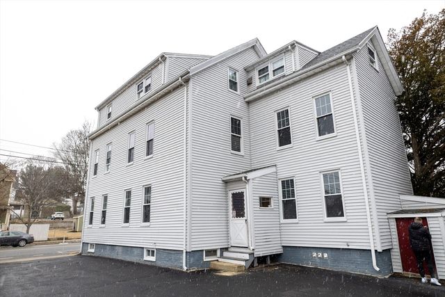 210 North Street 1, Salem, MA 01970