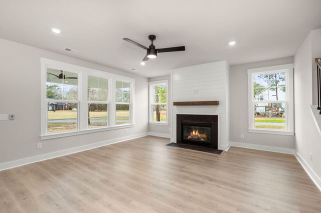 1289 Hamlin Road, Mount Pleasant, SC 29466