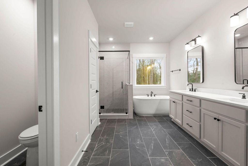 Image 37 of property listing at 1289 Hamlin Road, Mount Pleasant, SC 29466