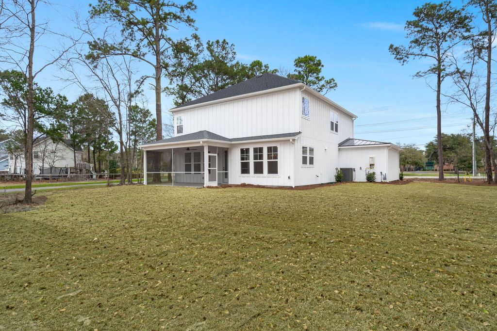 Image 50 of property listing at 1289 Hamlin Road, Mount Pleasant, SC 29466