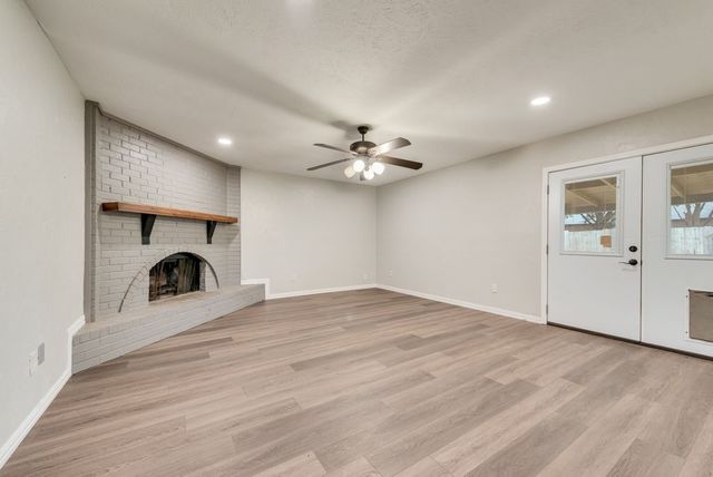 7013 Lincolnshire Lane, North Richland Hills, TX 76182