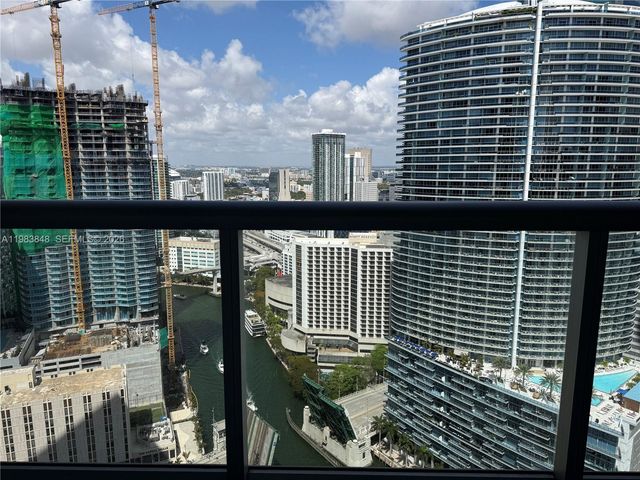 465 Brickell Ave 3906, Miami, FL 33131