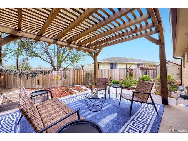 7806 Marshall St, Arvada, CO 80003