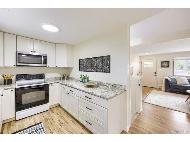 7806 Marshall St, Arvada, CO 80003