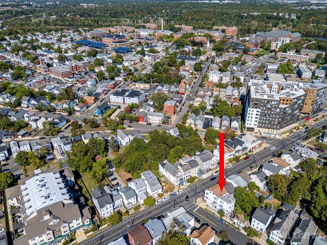 172 Hamilton Street, New Brunswick, NJ 08901