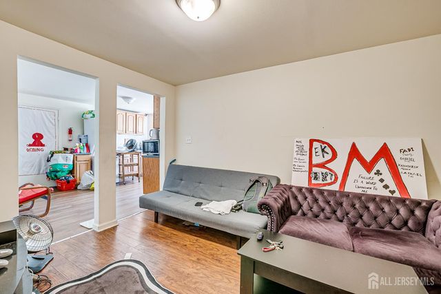 172 Hamilton Street, New Brunswick, NJ 08901