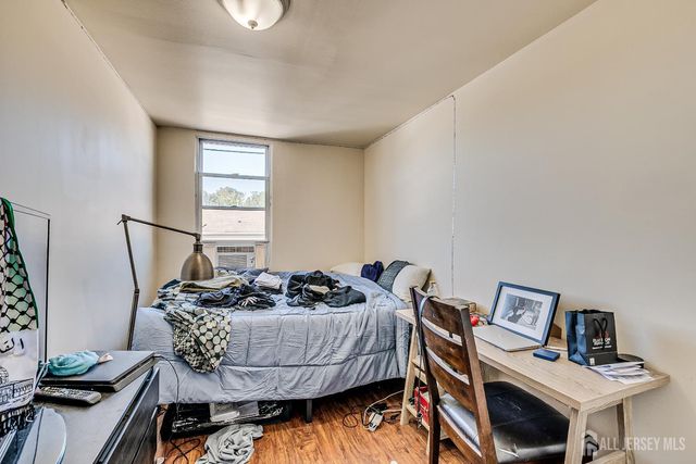 172 Hamilton Street, New Brunswick, NJ 08901