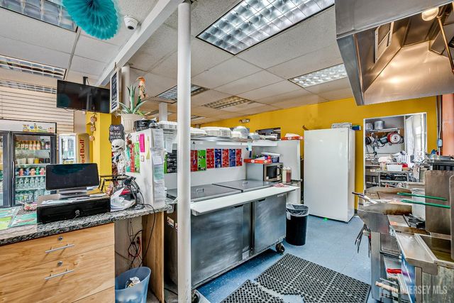 172 Hamilton Street, New Brunswick, NJ 08901