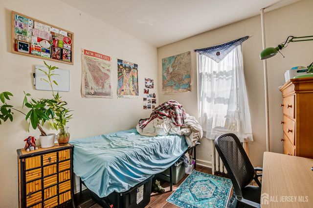 172 Hamilton Street, New Brunswick, NJ 08901