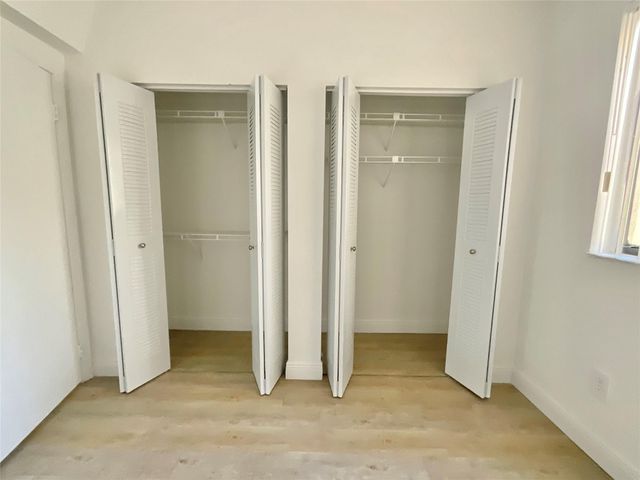 9517 Fontainebleau Boulevard 521-228, Miami, FL 33172