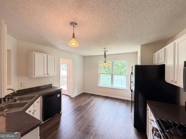 108 Legend Creek Drive, Canton, GA 30114