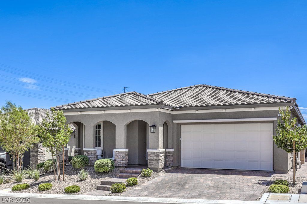 10937 Nicholas Jay Avenue, Las Vegas, NV 89166 — photo 2