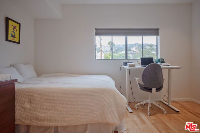 832 Palm Avenue 206, West Hollywood, CA 90069
