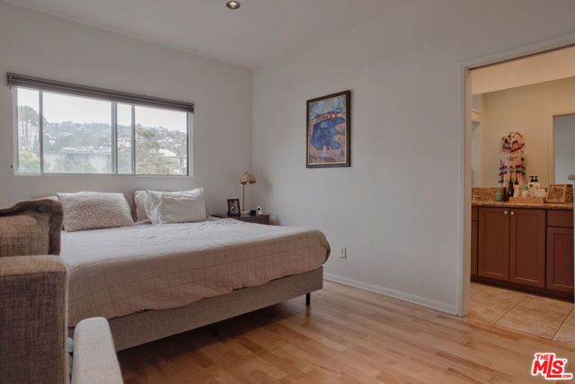 832 Palm Avenue 206, West Hollywood, CA 90069