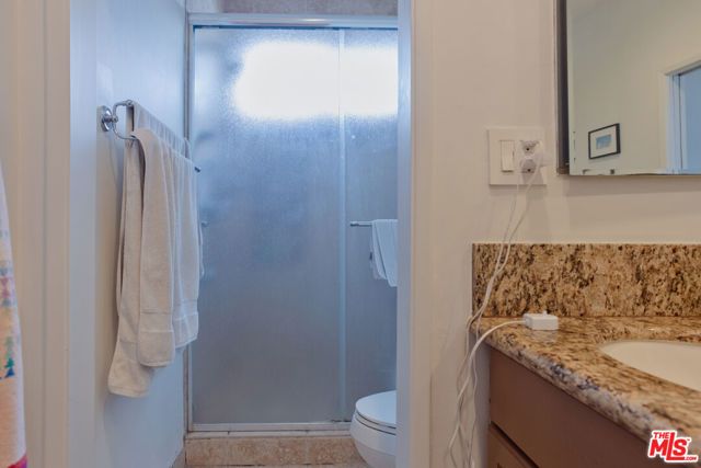 832 Palm Avenue 206, West Hollywood, CA 90069