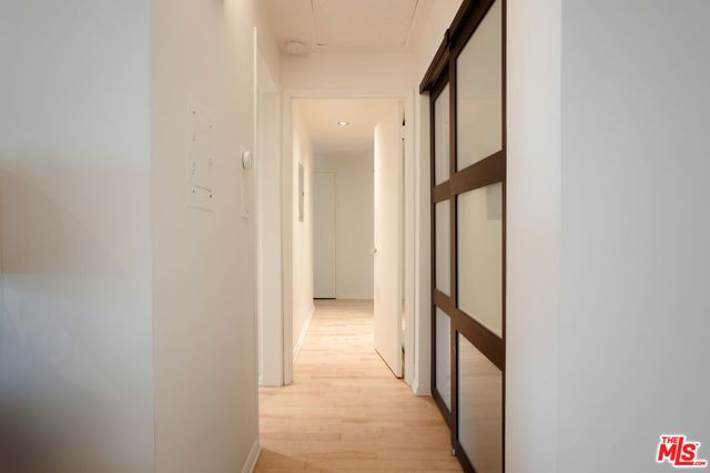 832 Palm Avenue 206, West Hollywood, CA 90069