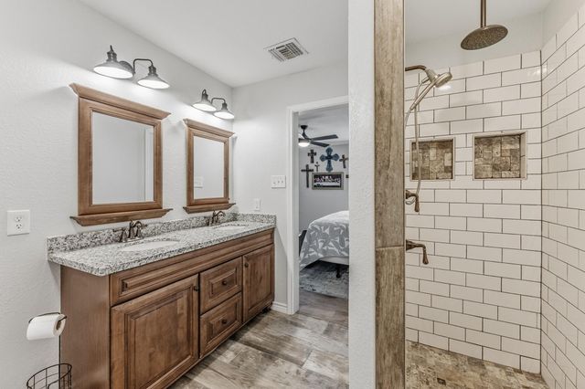 4200 Fm 2546, El Campo, TX 77437